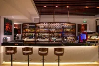 Yunfu Xinxing Chanquan Resort Hotel - 5-Star