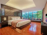 Cloud Hotel & Resort Hotels in Luoping