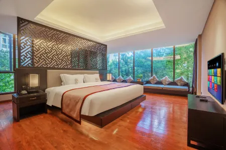 Cloud Hotel & Resort Отели рядом со станцией Luoping Railway Station