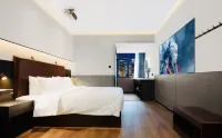 Yuanyuan Hotel (Wuhan 5th Ring Road Sports Center)