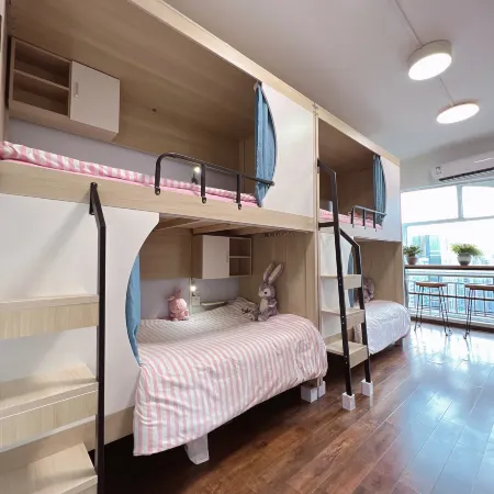 Chuncui Youth Hostel