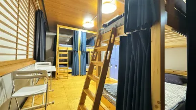 Hotel Adonis Tokyo - Dormitory Share Room for Male Only Hotel in zona Cimitero Aoyama
