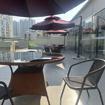 Wanzai Riyue Villa Hotel