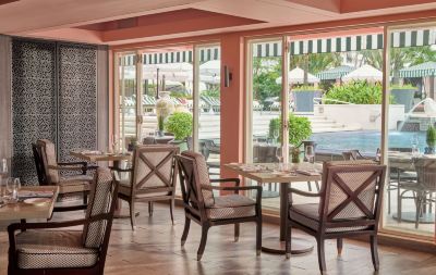 洋食レストラン マンダリン オリエンタル シンガポール(ステイケーション可)の写真