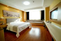 Urban Garden Hotel (Junan County Wofo Temple) Hotels in Junan County