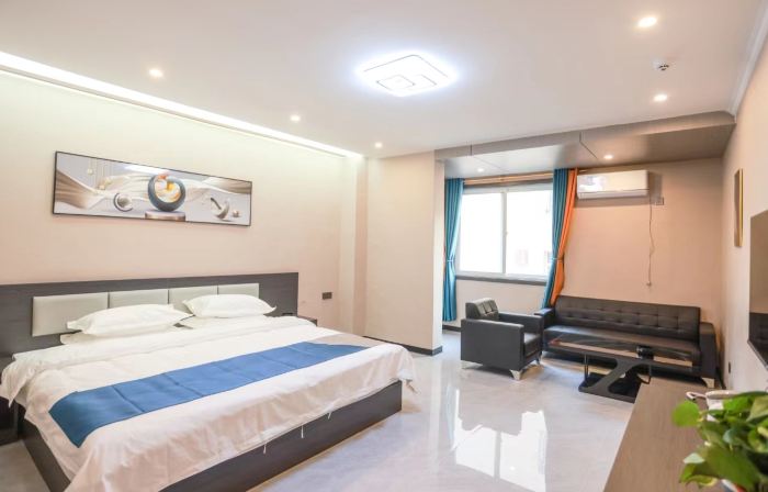Ruojia Express Hotel