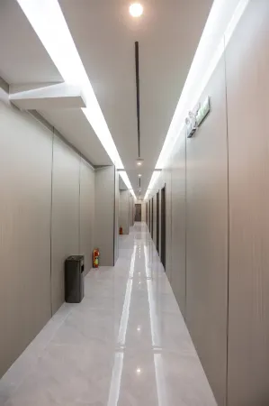 Ruojia Express Hotel Отели рядом с достопримечательностью «Qianyang Nanzhai Passenger Transport Terminal»