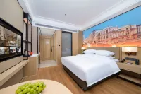 Vienna International Hotel (Zhangzhou Huichang Drama Town)