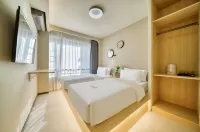 Lilac Cinema Select Apartment (Banshan Mingfu Branch) Hotel in zona Hangzhou Banshan National Forest Park