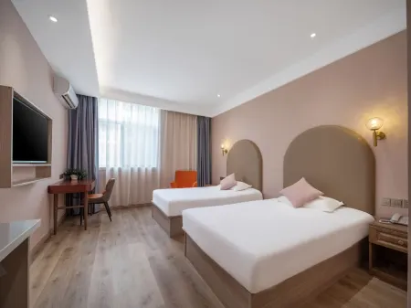 Royal International Hotel