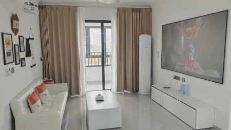 Weilai homestay (Longguang Jiulong Residence) Отели рядом с достопримечательностью «Guangxi University of Science and Technology (Liudong Campus)»