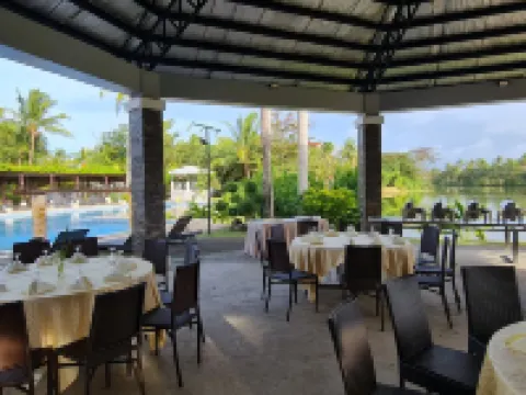 San Antonio Resort Hotels in Capiz