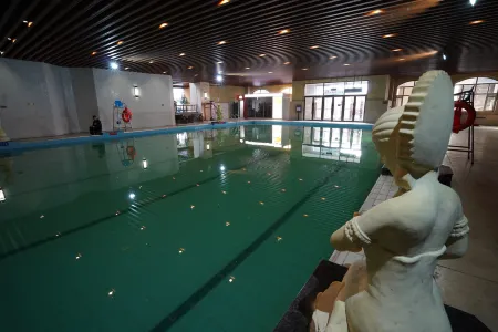 Yinxuan Hot Spring Hotel