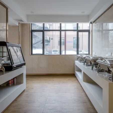 Lavande Hotels (Ningxiang Emerald Lake International Plaza Store)