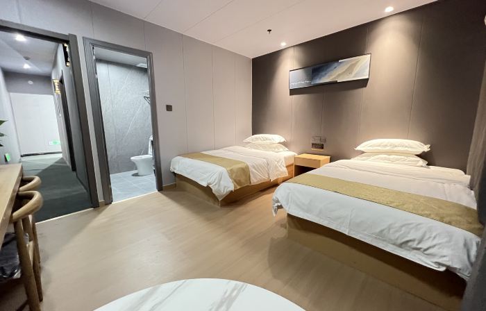 Yunbai Hotel