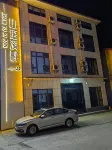 Mountain Whispering Creekside Hotel
