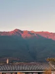 Mengjing Yayuan Hotel (Dali Ancient City) - Mountain view
