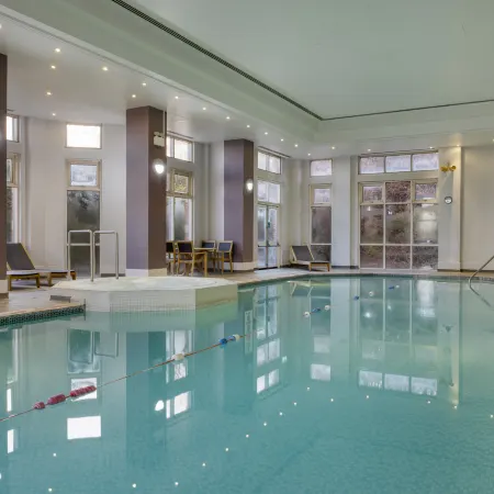 Doubletree by Hilton Dartford Bridge