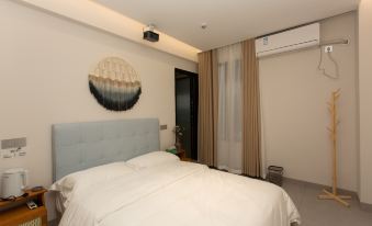 Norman Movie Hotel