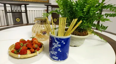 Weilu Yehua Hot Spring Guild Hall Отели в г. Лунхуа