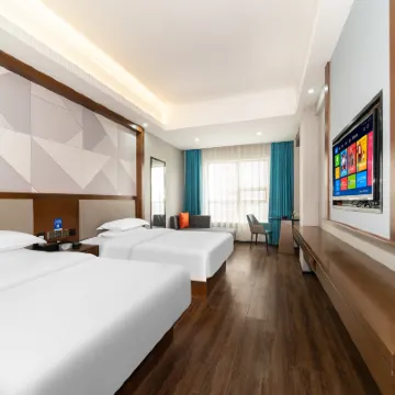 Berman Hotel (Yulin Bobai Hakka Culture Pedestrian Street) Hotels near Bobai Museum