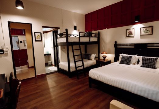 4. 우본 화안 카에..