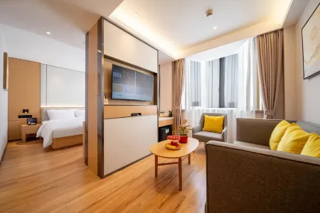 Xiangyang Hotel Shangqin Boutique Hotel Jing'an Temple Subway Station Branch)