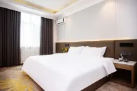 Grand Hotel Erguna