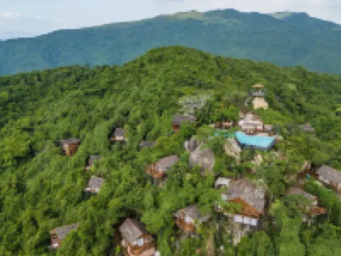 Yalong Bay Earthly Paradise Birds Nest Resort Hotels near Yalong Bay Tropical Paradise Forest Park