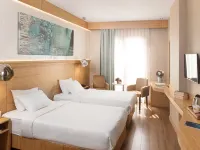 Istanbul Medikal Termal Hotels near Tuzla Shipyard