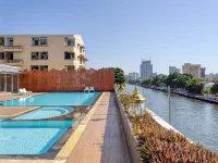 Aunchaleena Grand Hotel 방카피 주변 호텔