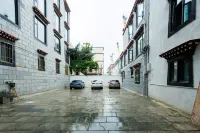 Sende Scenic Oxygen-Rich Homestay - Parking