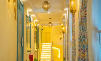 Yu Tingxuan B&B (Yining Airport Liuxing Street Scenic Area)