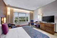 Crowne Plaza Muscat OCEC Hotels near Linear Park
