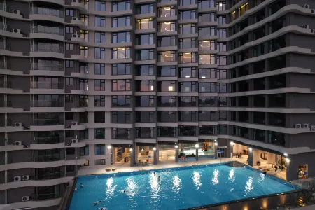 Huidong Twin moon bay  Peninsula Hotel Отели рядом с достопримечательностью «Shuangyue Bay»