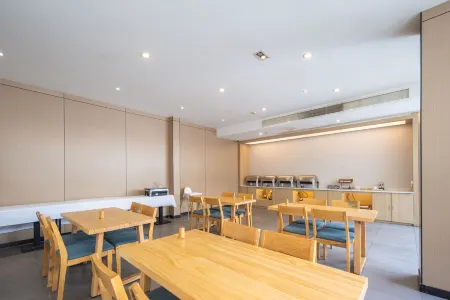 chunshumuyun hotel Отели рядом с достопримечательностью «Sichuan Vocational College of Science and Technology (Renshou Campus)»