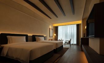 Single Hotel