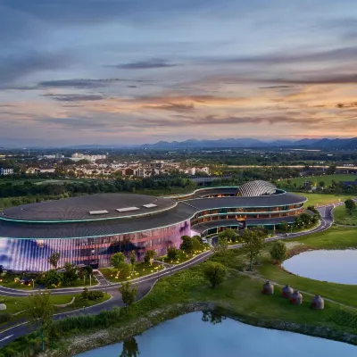 Garrya Huzhou Lucun Hotels near Huzhou Silk Town