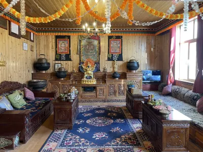 Ba'erma Sculpture Workshop Homestay Hotels in Karuo District