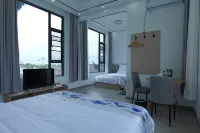 Changyi Xinju Hotels in Lijiang Sanyi Airport