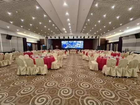 jiexi jingming Holiday Village