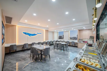 Yangjiang Zhongtai Hotel (Guangtai Mojiang Road)