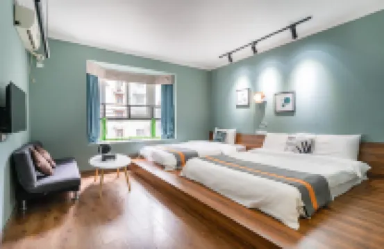 如卿民宿（重慶解放碑步行街洪崖洞店）