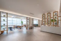Yantai TaiMing Rezen Hotel (Jinshatan Beach Bathing Ground · The Lonely Whale Branch) - Beach