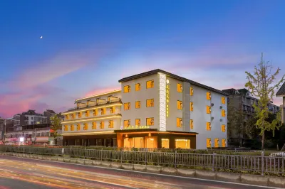 Wind Hidden Tianjiao Cinema Hotel Hotels near Manor of Chan family