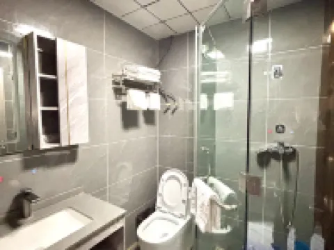 Shankee Hotel (Naqu Nyima County Government Passenger Station) Hotels in Nyima