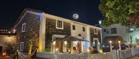 Weizhou Island Right Bank Travel Residence Отели рядом с достопримечательностью «Weizhouzhen»