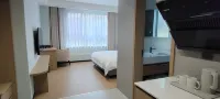 Yushi Apartment