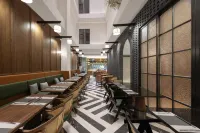 西安鐘樓回民街逸扉飯店