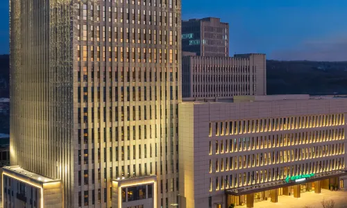 Holiday Inn Liaoyuan City Center